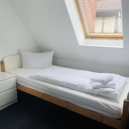 Markt Eins Gaestezimmer Schoppenstedt ภายนอก รูปภาพ